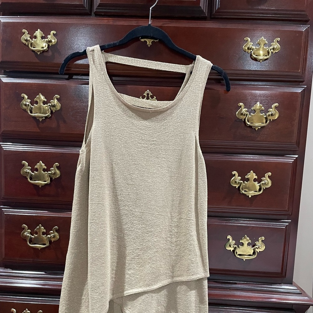 🔥2 for $12 or 3 for $18 Melissa Paige Gold Metallic Sleeveless Top